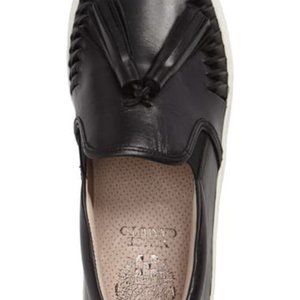 Vince Camuto Kayleena sneaker